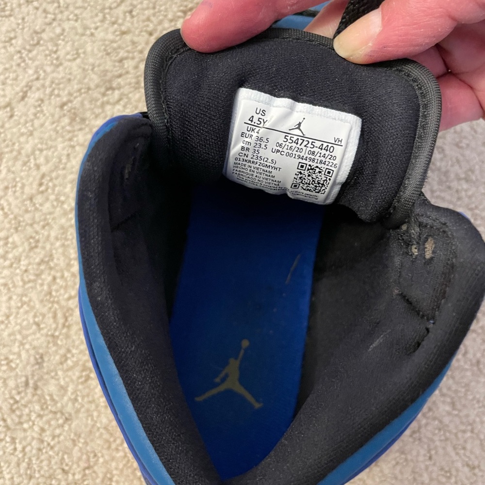 Air Jordan 1 mid grade school size 4.5, racer blue, green abyss and black - Picture 4 of 6